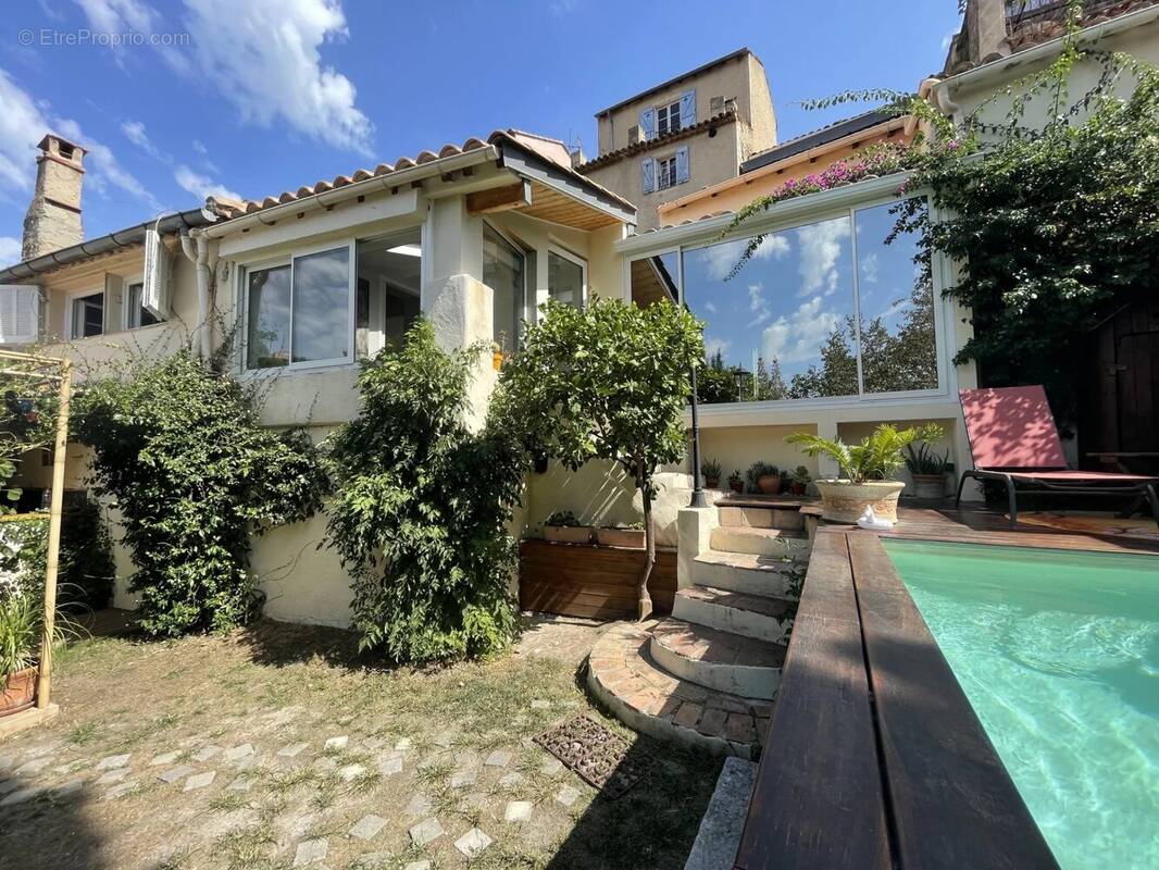 Maison à CAGNES-SUR-MER