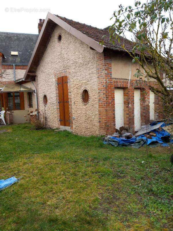 Maison à AUBIGNY-SUR-NERE
