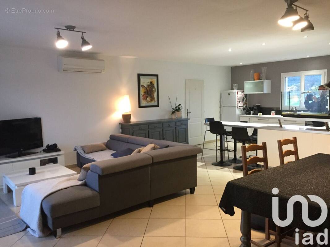 Photo 1 - Maison à VALLON-PONT-D&#039;ARC