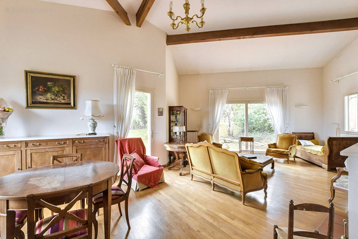 Maison à RAMONVILLE-SAINT-AGNE