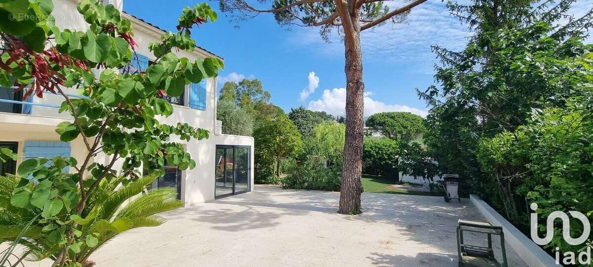 Photo 3 - Maison à LE ROURET