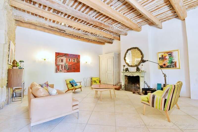 Maison à LOURMARIN