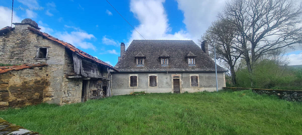 Maison à GOULLES