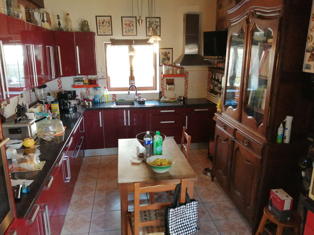 Maison à GREGES