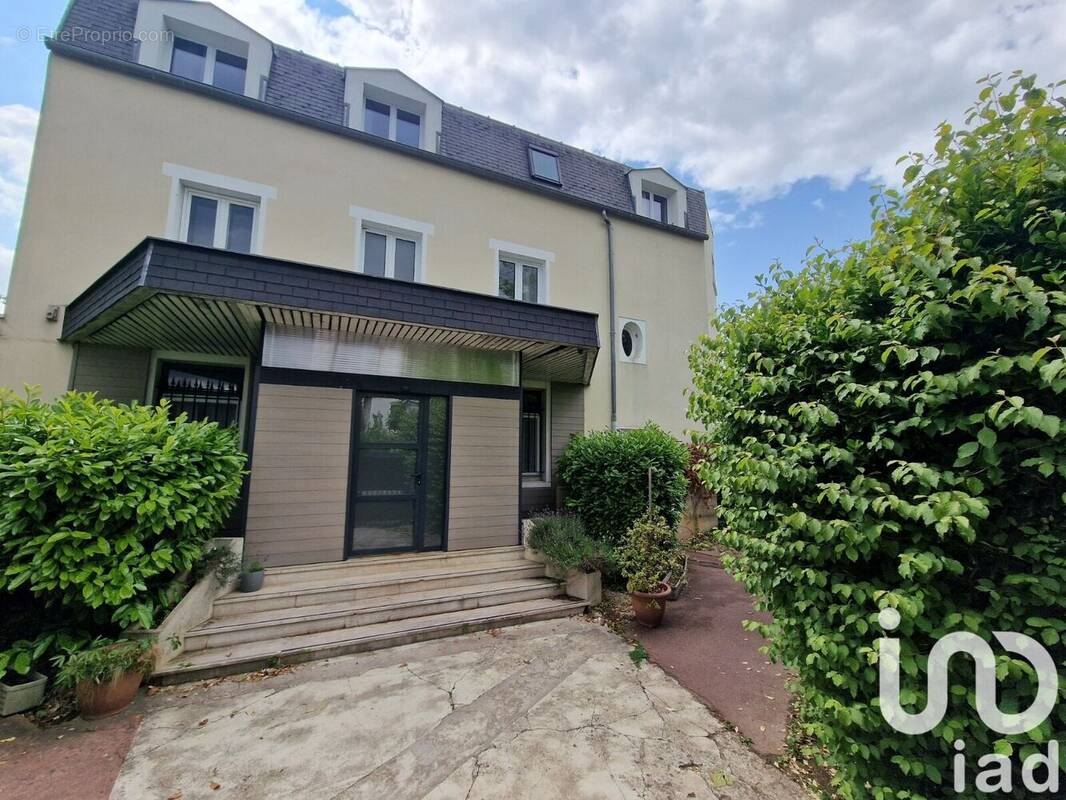 Photo 1 - Appartement à NOISY-LE-GRAND