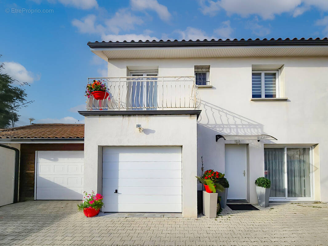 Maison à CHANAS