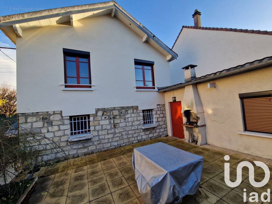 Photo 1 - Maison à MORANGIS