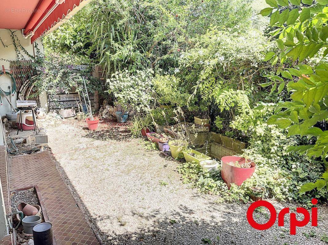 Appartement à MARSEILLE-12E