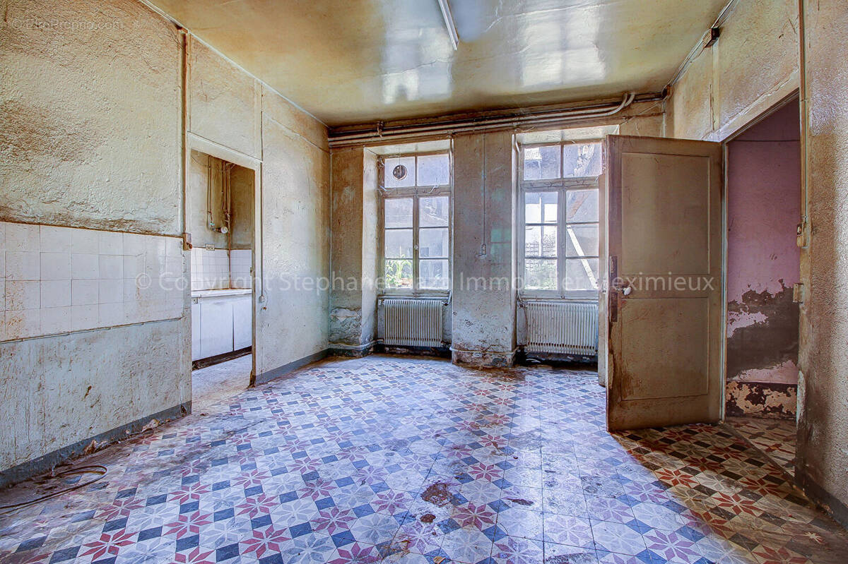 Appartement à MEXIMIEUX