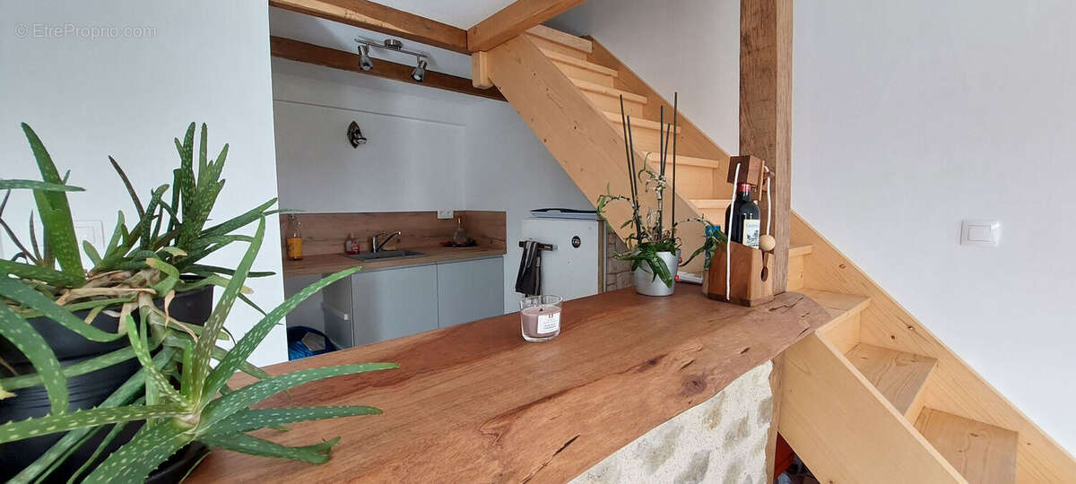 Maison à LENCLOITRE