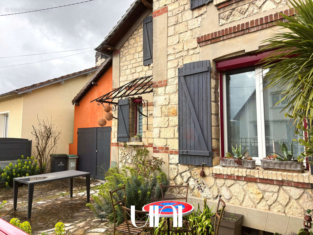Maison à MONDEVILLE