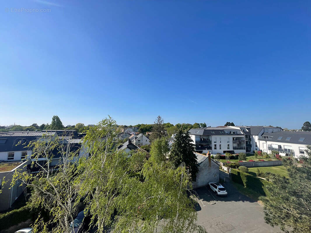 Appartement à SAINT-SEBASTIEN-SUR-LOIRE