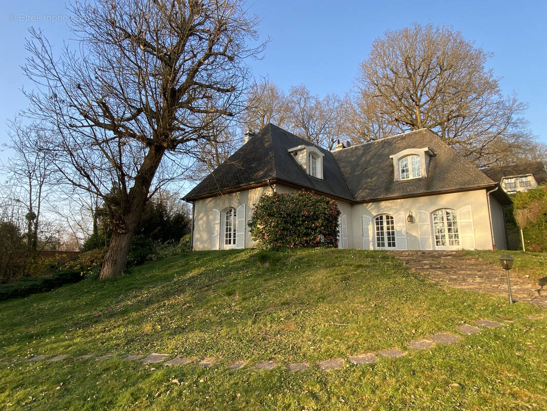 Maison à JOUARS-PONTCHARTRAIN