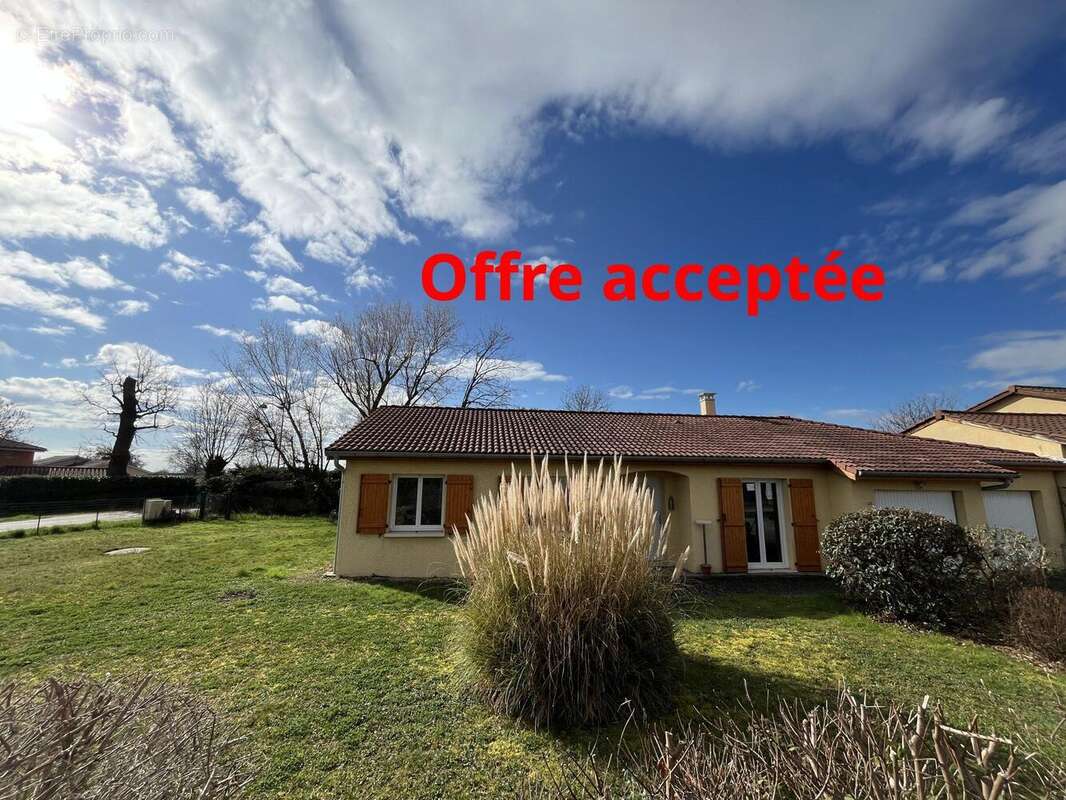 Maison à SAINT-ETIENNE-DES-OULLIERES