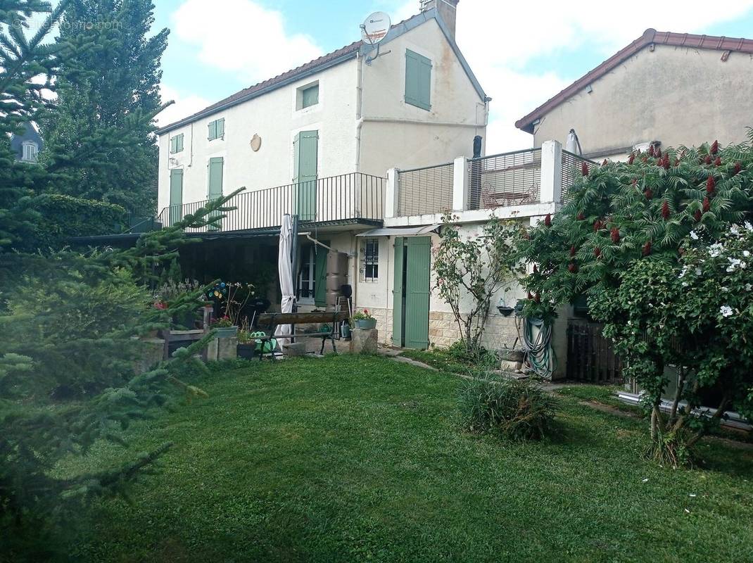 Maison à MONTBARD