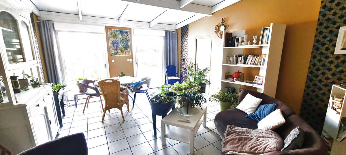 Maison à AIX-NOULETTE