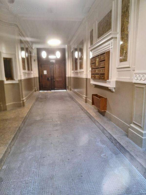 Appartement à LYON-6E