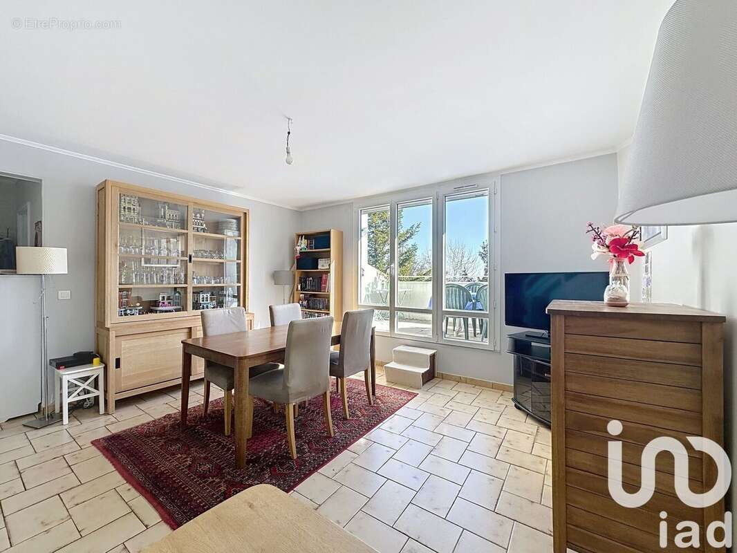 Photo 3 - Appartement à FONTENAY-SOUS-BOIS