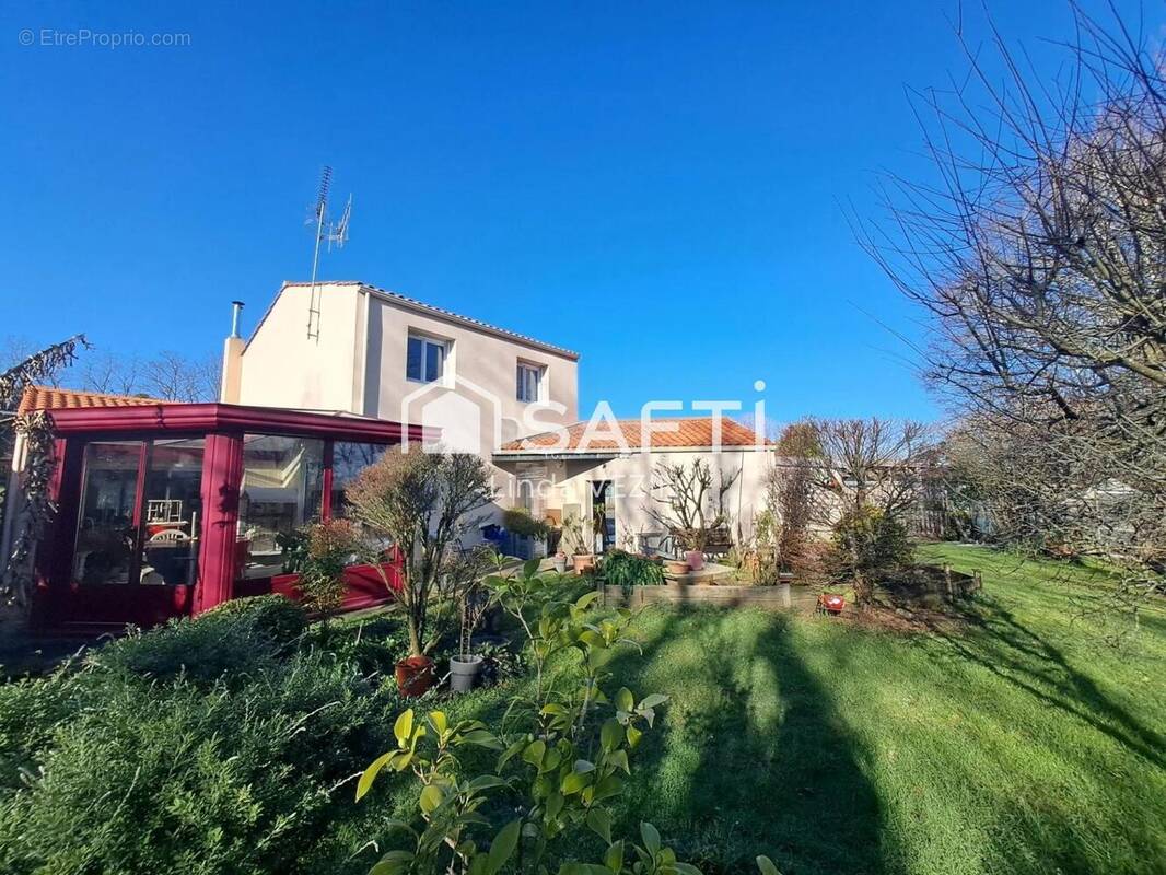 Photo 1 - Maison à NESMY