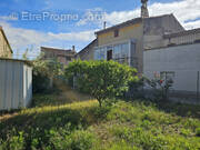 Appartement à LA ROQUE-D&#039;ANTHERON