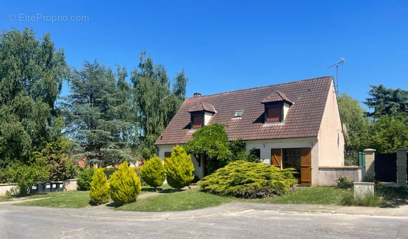 Maison à LIMOURS