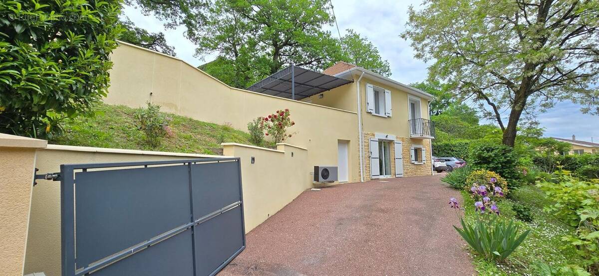 Photo 1 - Maison à MONTIGNAC