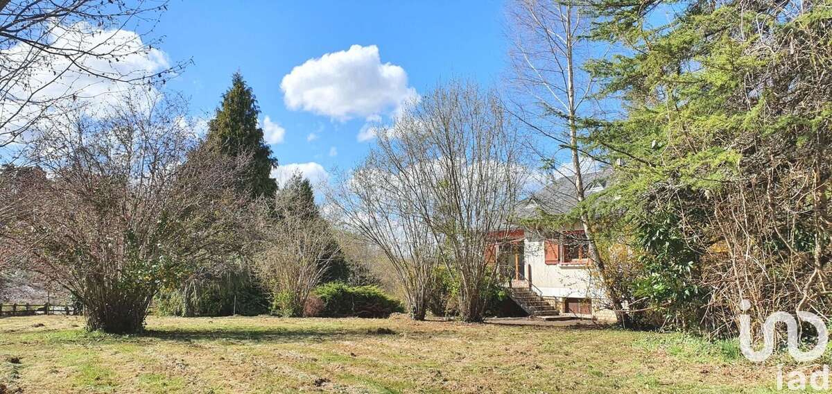 Photo 2 - Maison à ALBUSSAC