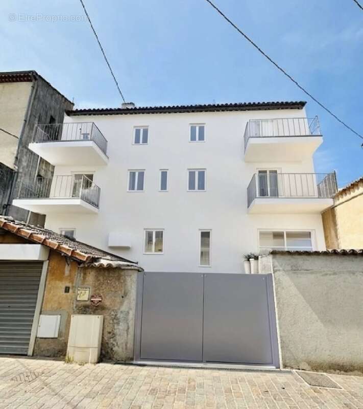 Appartement à MANDELIEU-LA-NAPOULE