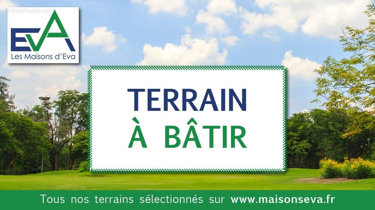 Terrain à SAINTE-LUCE-SUR-LOIRE
