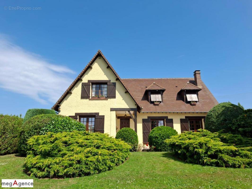 Maison à NEUILLY-SUR-EURE