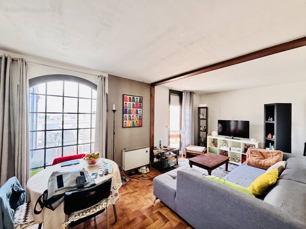 Appartement à MARSEILLE-10E