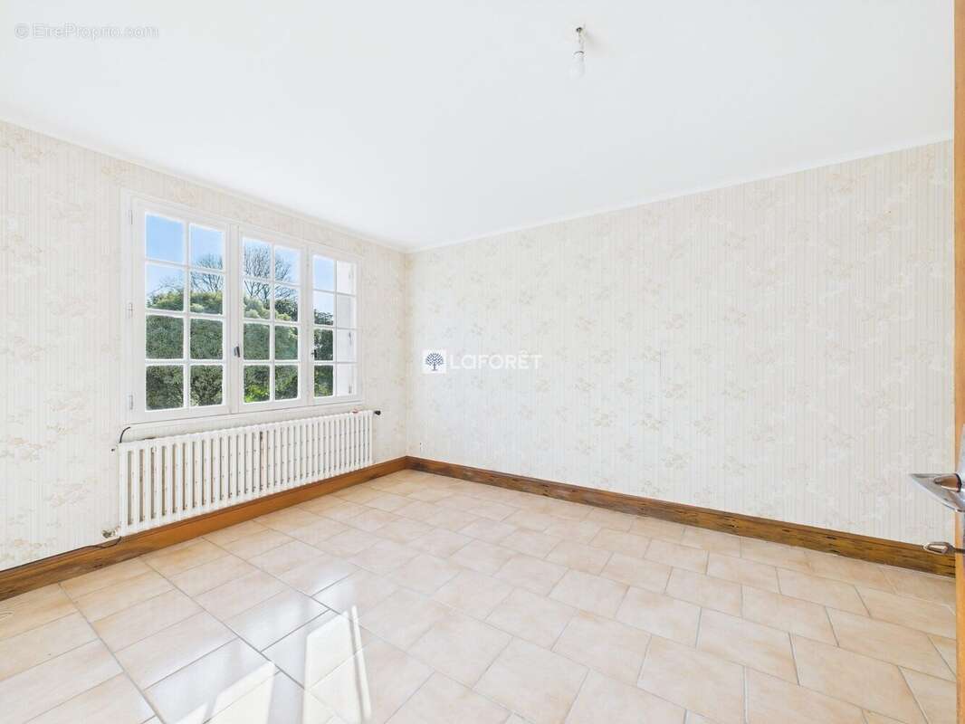 Maison à COMBRIT
