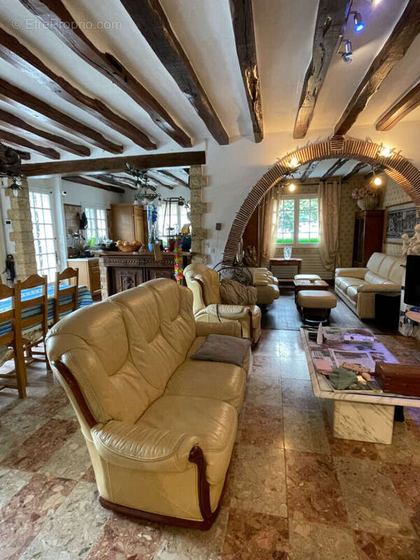 Maison à ETAMPES