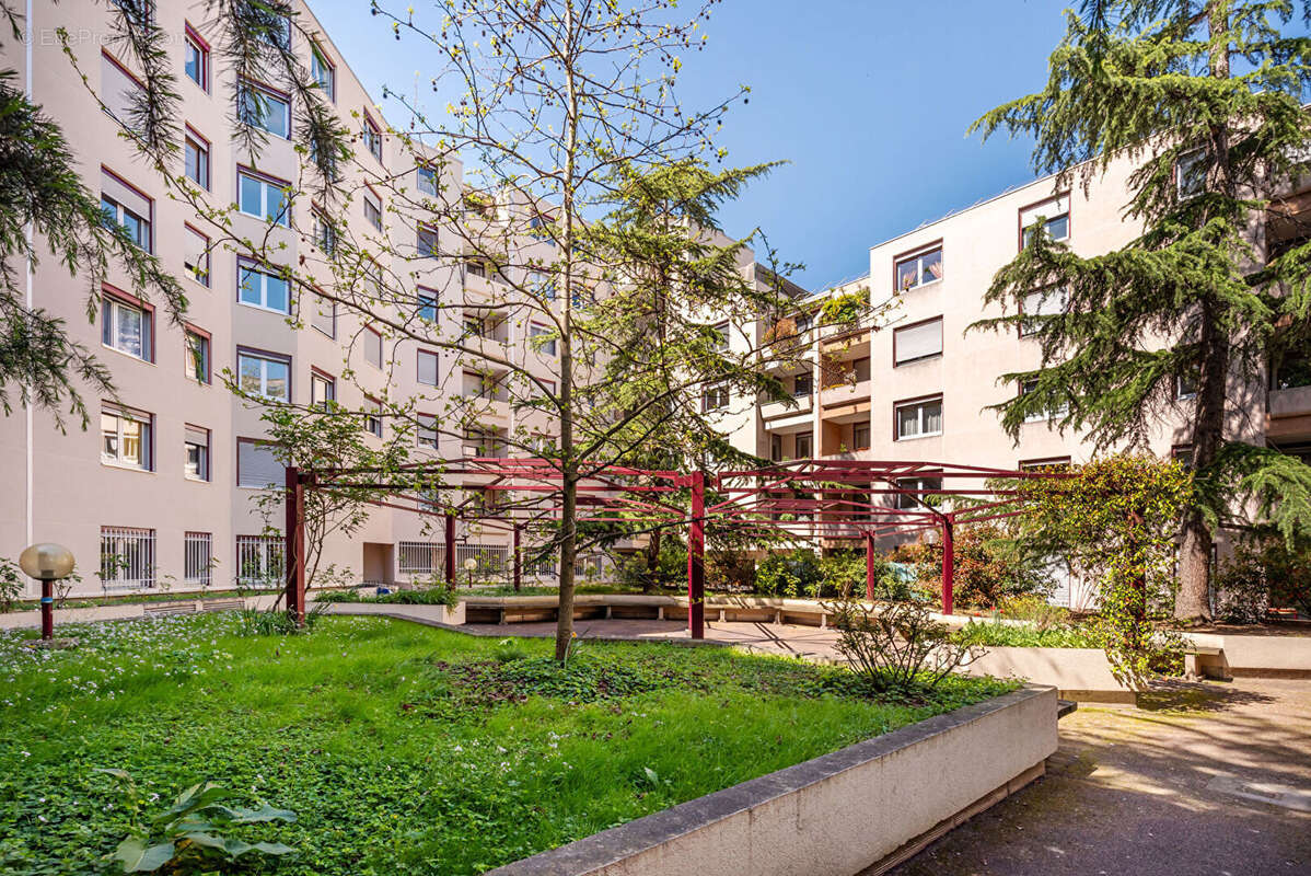 Appartement à LYON-6E