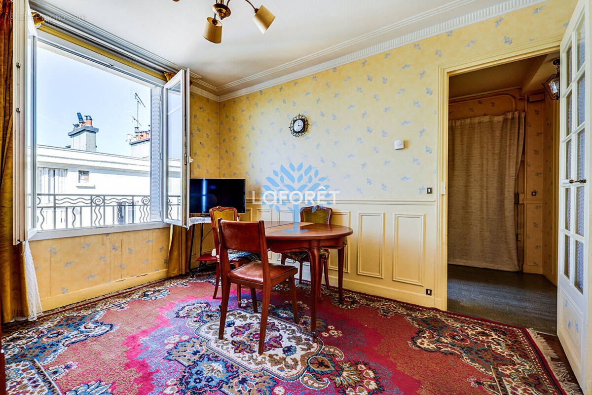 Appartement à FONTENAY-SOUS-BOIS