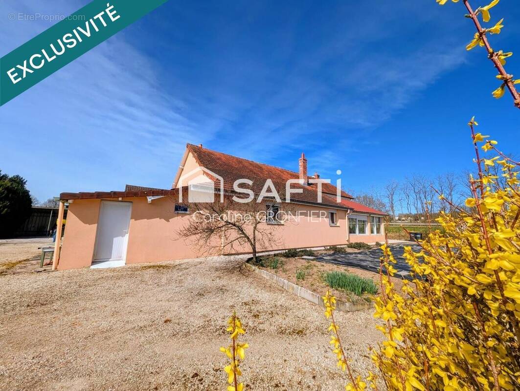 Photo 1 - Maison à PARAY-LE-MONIAL