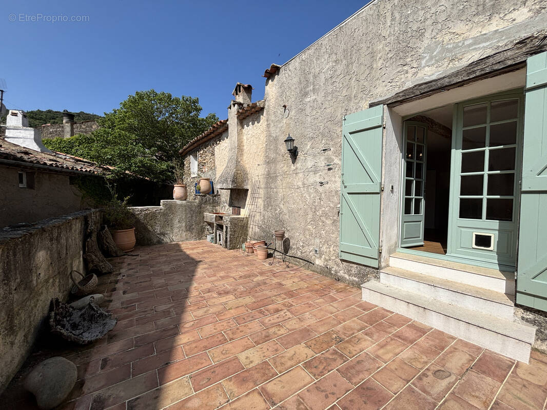 Maison à LA GARDE-FREINET
