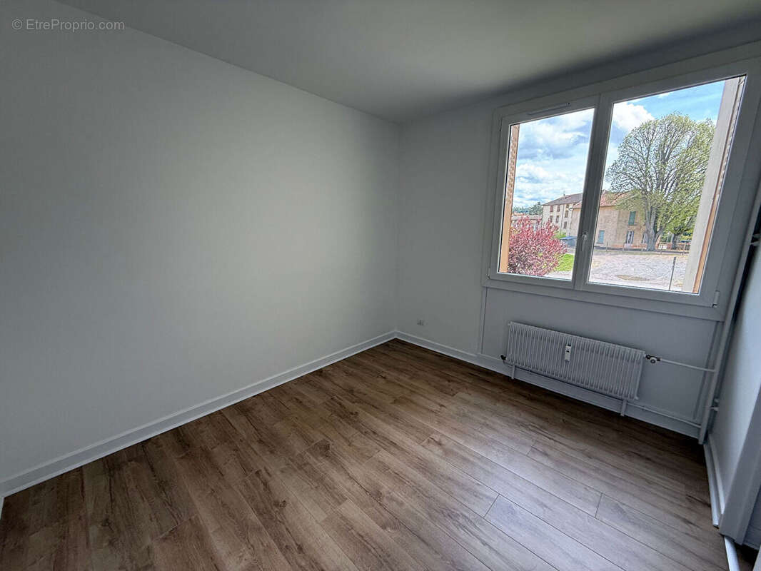 Appartement à CHARLIEU
