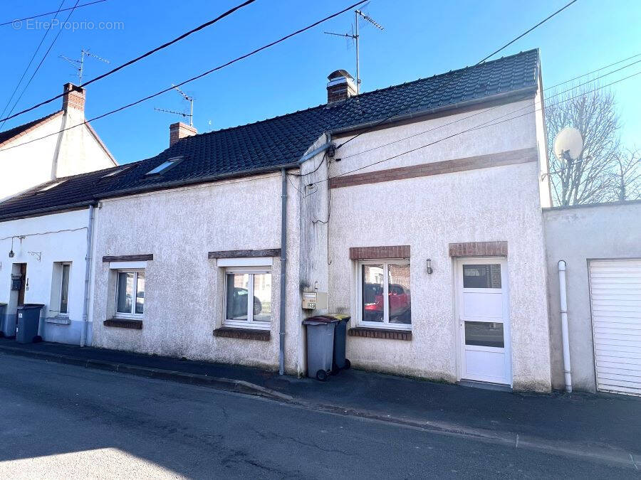 Maison à LECELLES