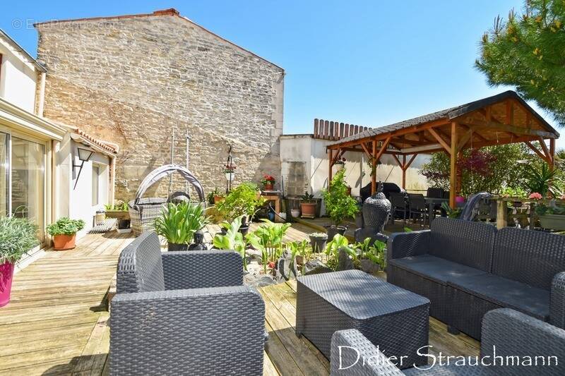 Maison à AIGREFEUILLE-D&#039;AUNIS