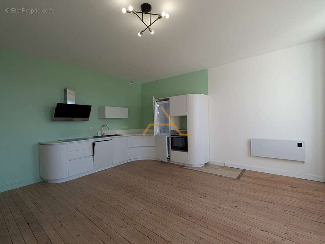 Appartement à DIEULEFIT