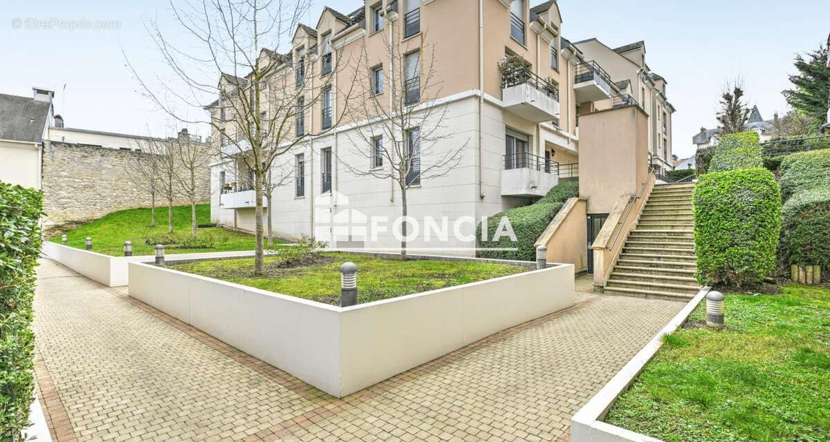 Appartement à PONTOISE