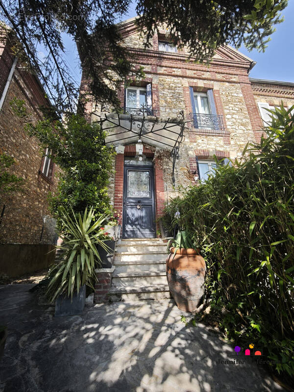 Maison à SOISY-SOUS-MONTMORENCY