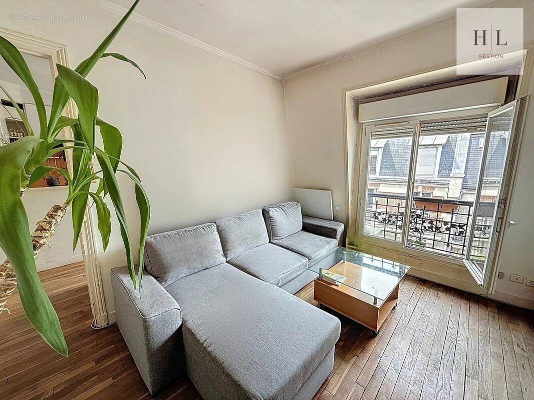 Appartement à PARIS-19E