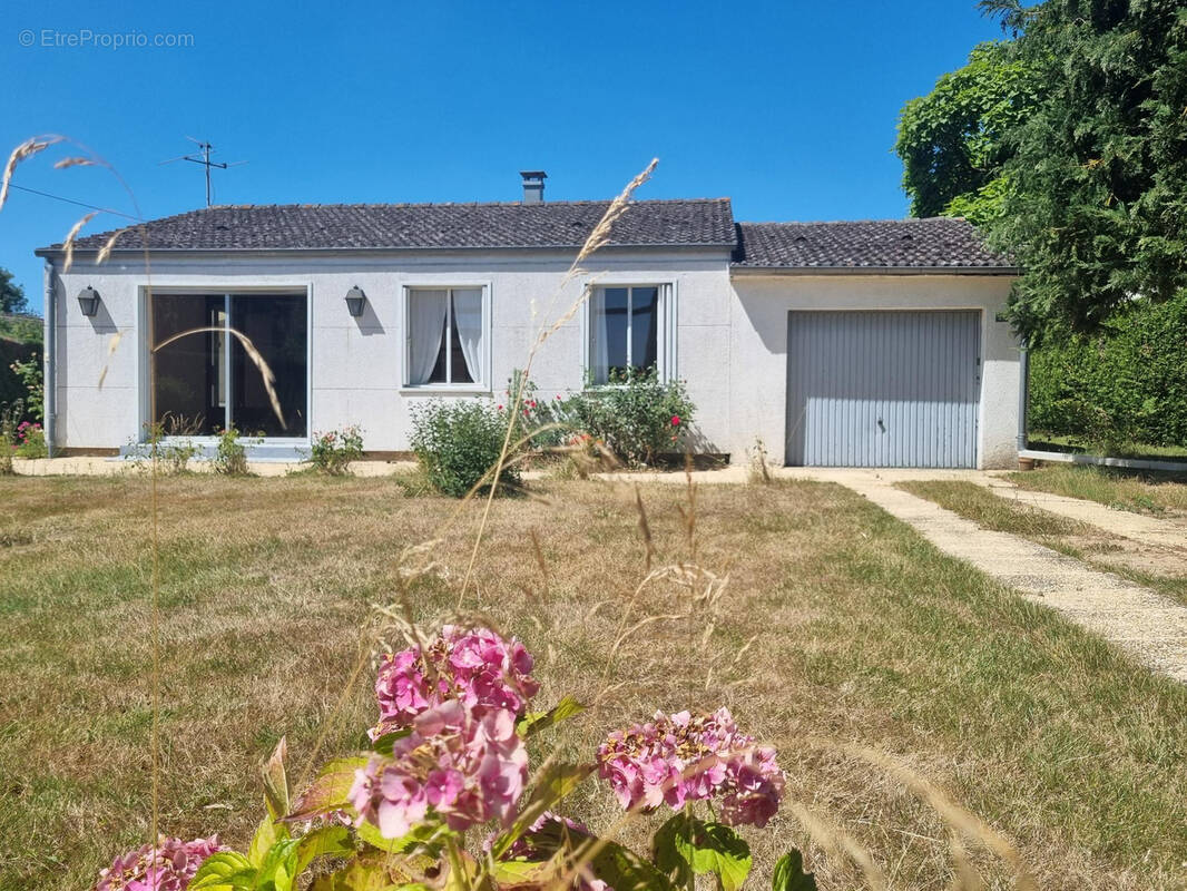 Maison à THIVARS