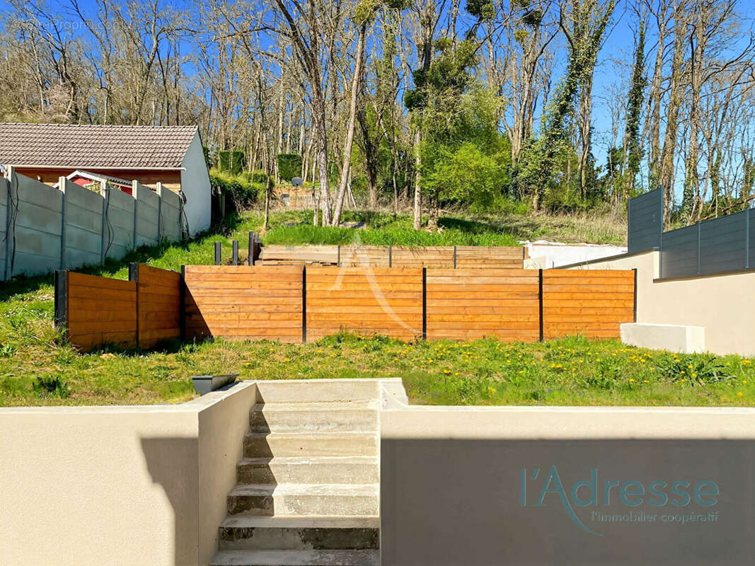 Maison à LINAS