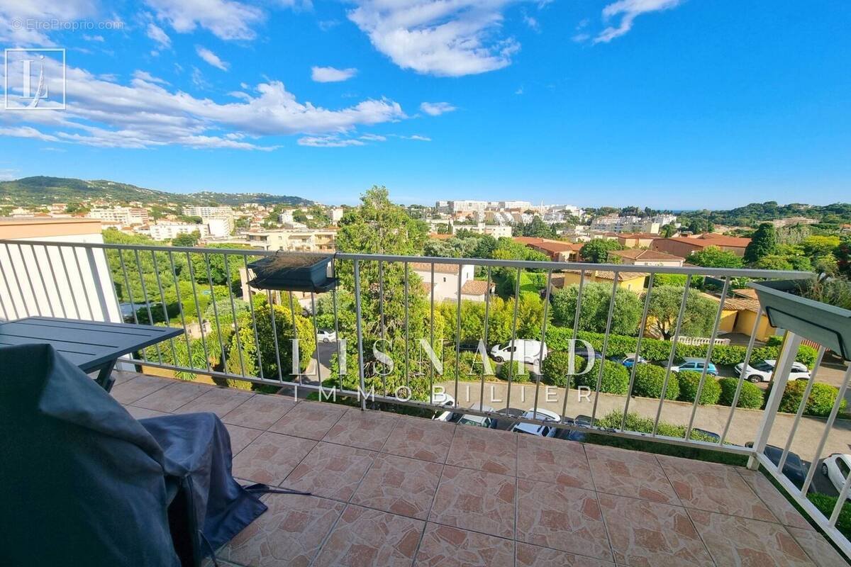 Appartement à LE CANNET