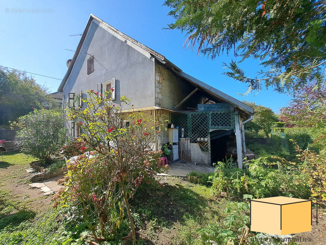 Maison à BELLEY