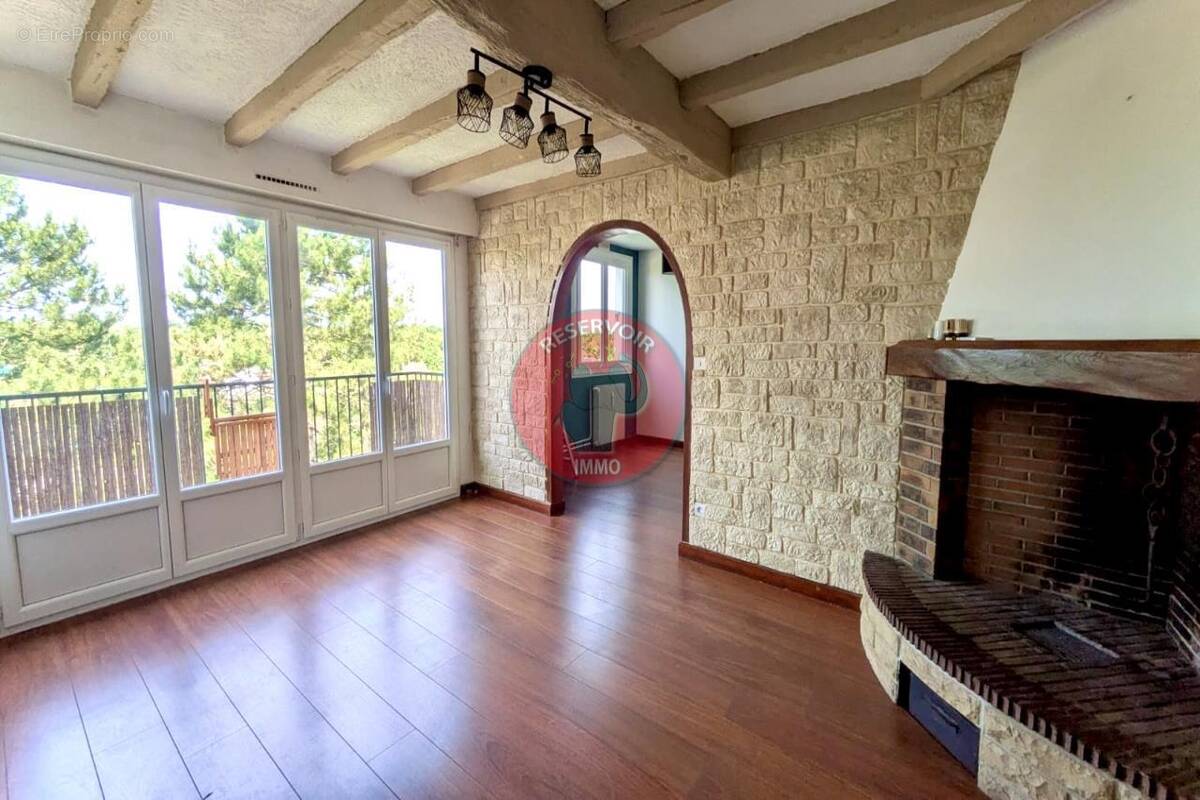 Appartement à CHEVIGNY-SAINT-SAUVEUR