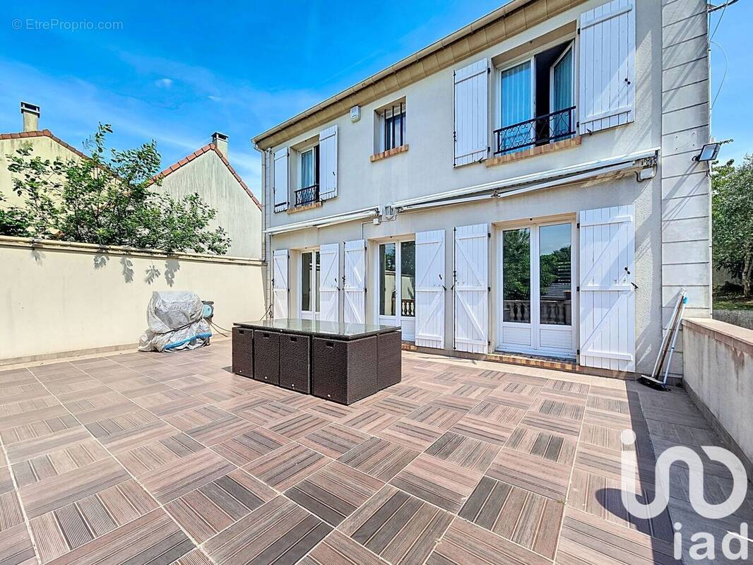 Photo 1 - Maison à MORANGIS